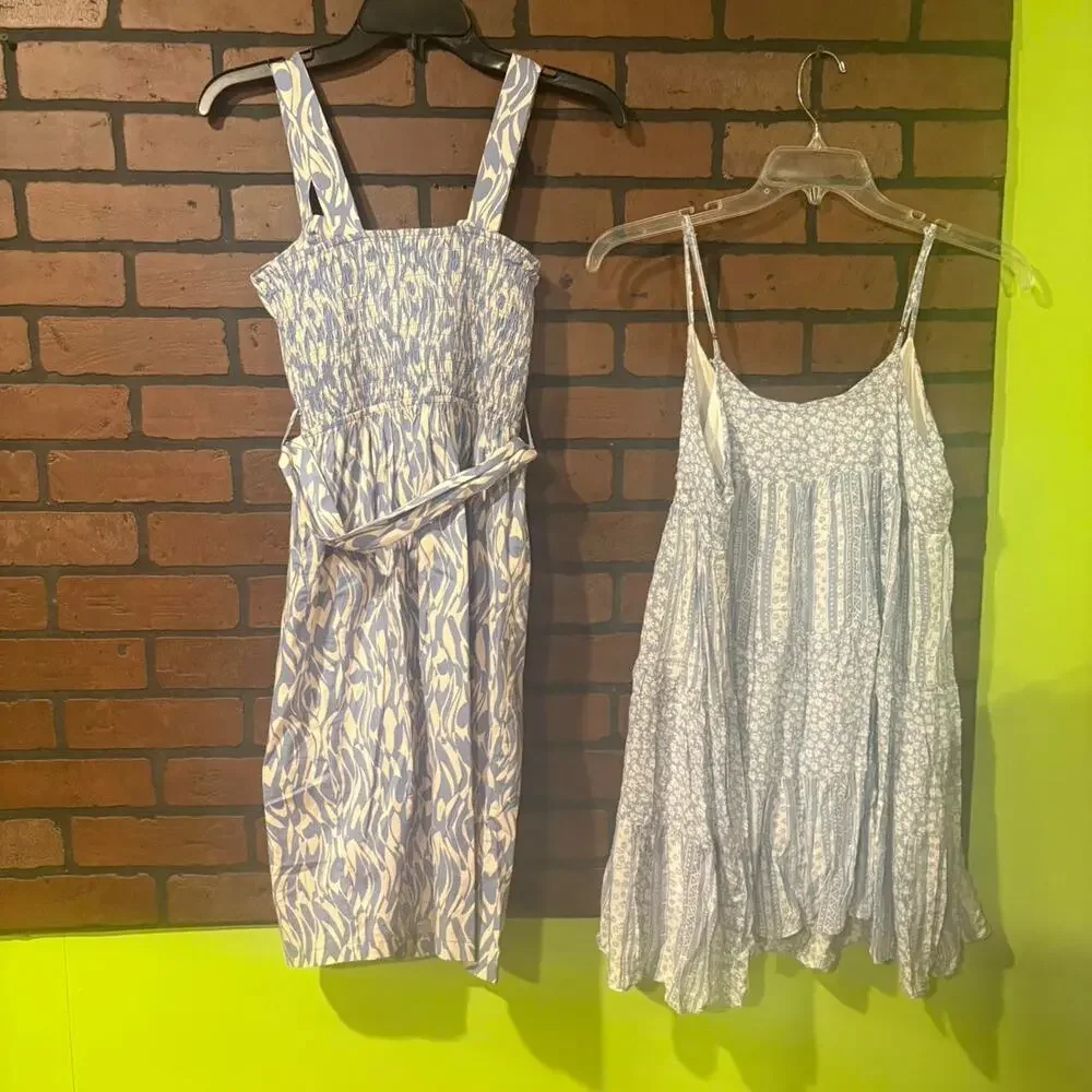 Bundle 2 pieces blue and white dresses - Picture 2 of 8